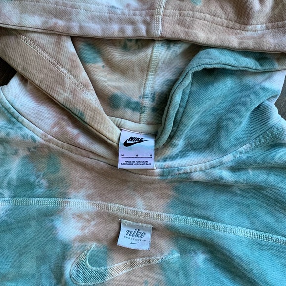 Nike Tie-Dye Outer Label Hoodie - Picture 3 of 15